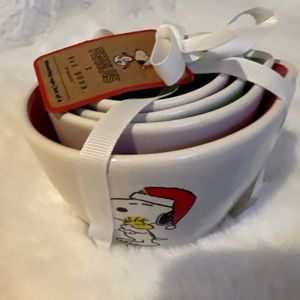 NWT Rae Dunn Peanuts Measuring Cups